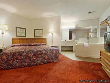 Sunset Inn Northlake ชาร์ล็อต ห้อง รูปภาพ